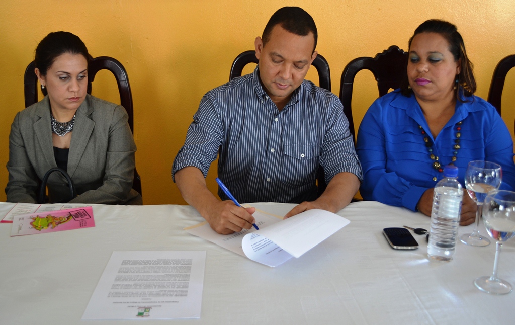 Alcalde de Licey al Medio se compromete con una gestión participativa y transparente