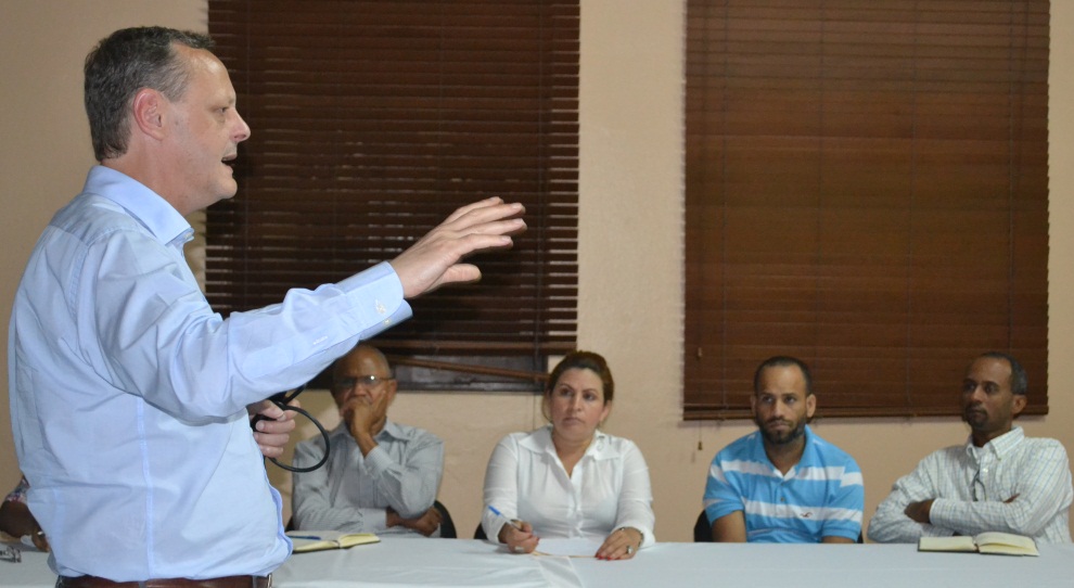 Afirman ayuntamientos deben mejorar niveles de transparencia y autonomía para obtener mayor legitimidad
