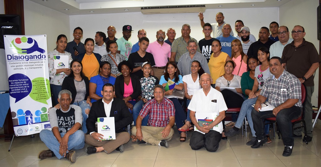 Fundación Solidaridad capacita comunitarios en dinámica de sesiones de Concejo de Regidores