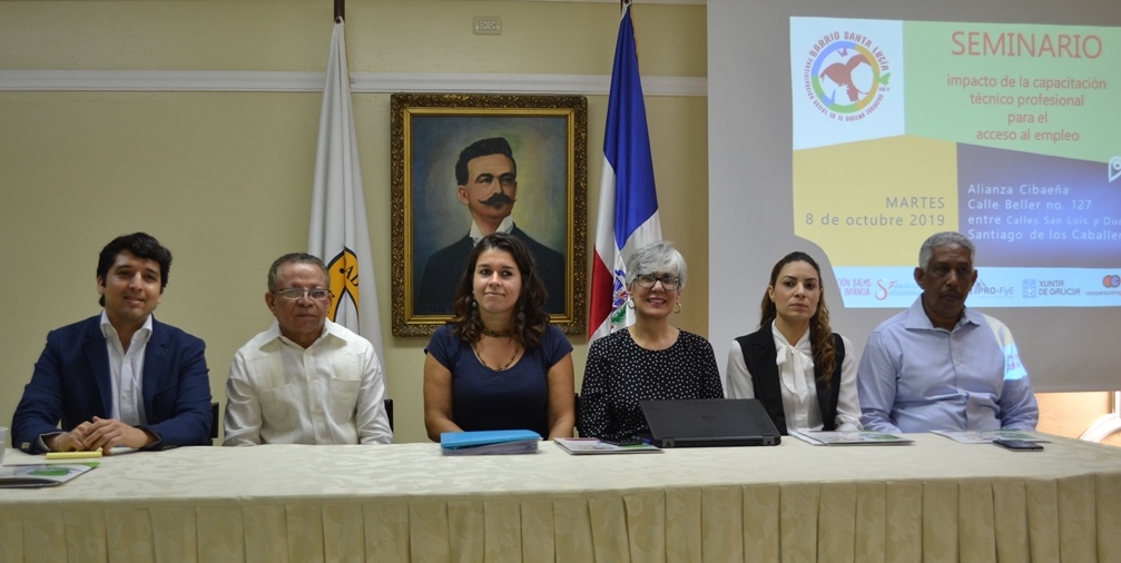 Debaten en seminario la importancia de capacitación técnico profesional para el acceso a empleos de calidad