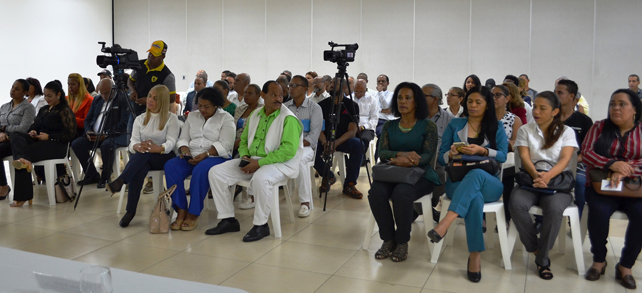 Candidatos municipales firman Pacto por la gobernabilidad democrática